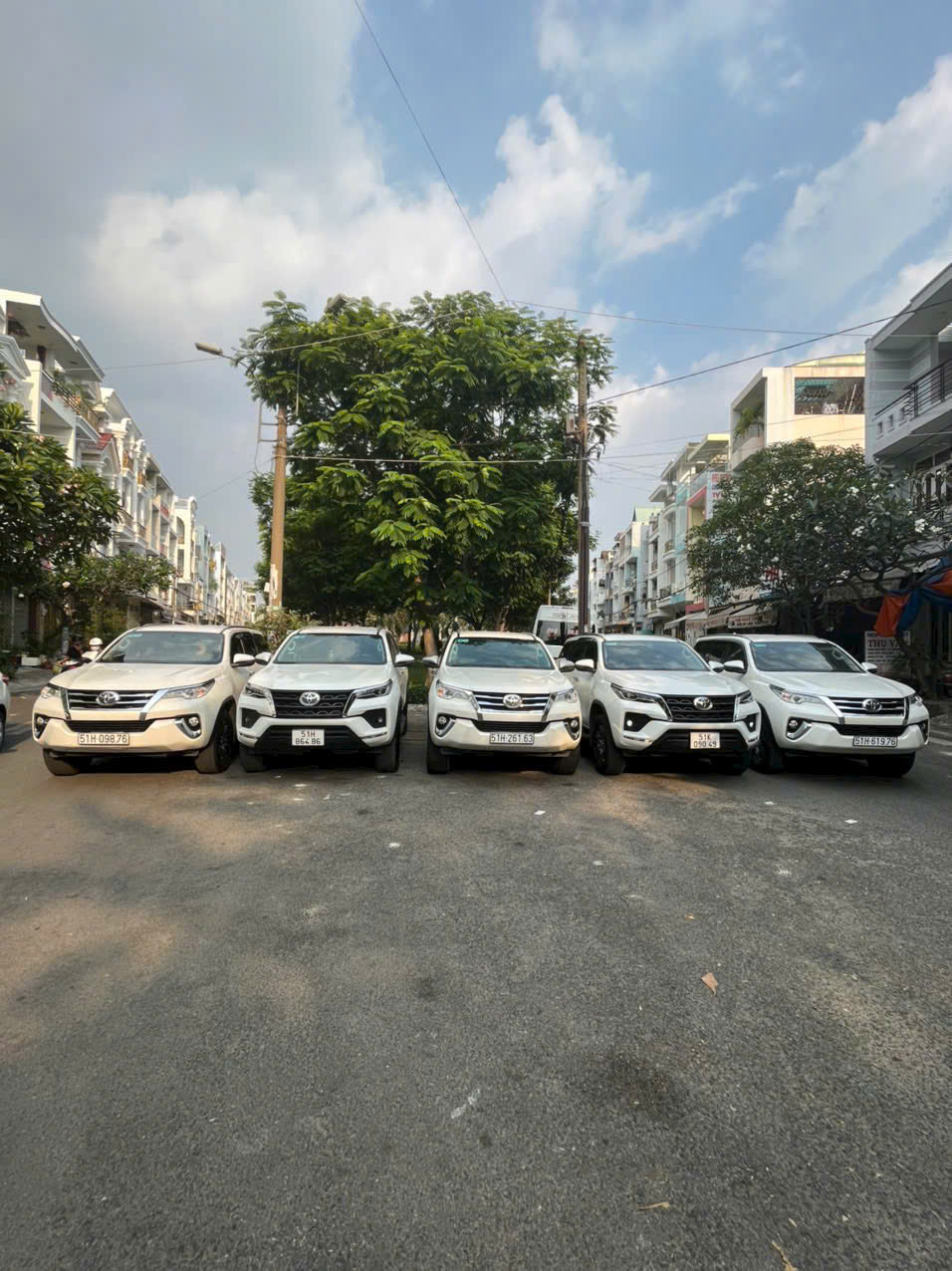 thue-xe-gia-re-tai-tp-hcm-dich-vu-an-toan-uy-tin-doi-moi/